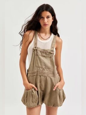 Urban Outfitters BDG Lou Balloon Romper Size Medium